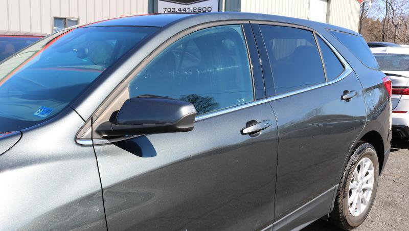 Used 2020 Chevrolet Equinox LT w/ Driver Convenience Package image 5