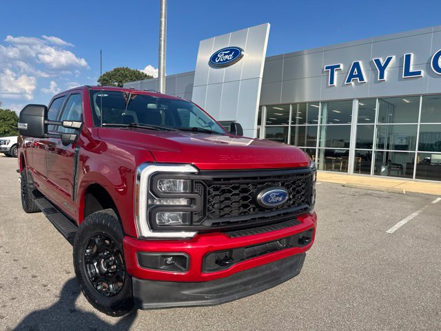 Used 2024 Ford F250 XLT w/ XLT Premium Package AWD/4WD image 4