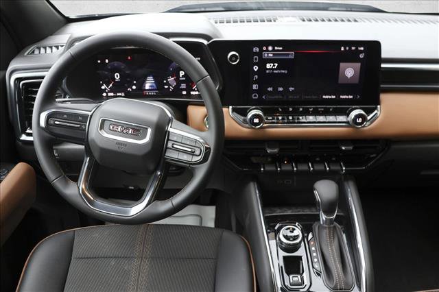 Used 2025 GMC Canyon AT4 AWD/4WD image 24