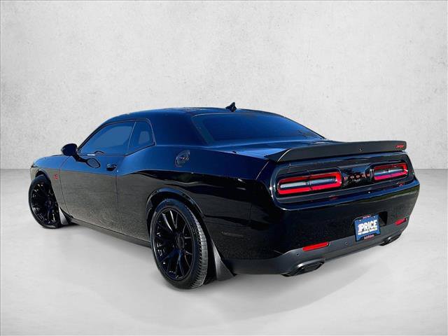 Used 2016 Dodge Challenger SRT Hellcat RWD image 12