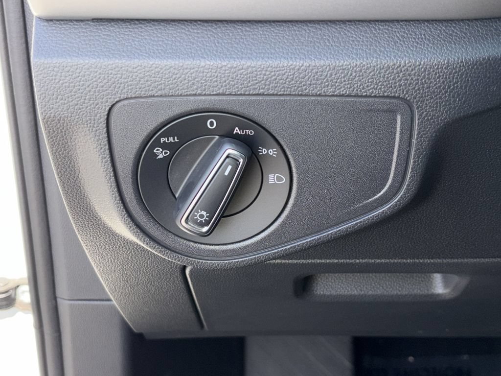 Certified 2023 Volkswagen Atlas SE FWD image 15