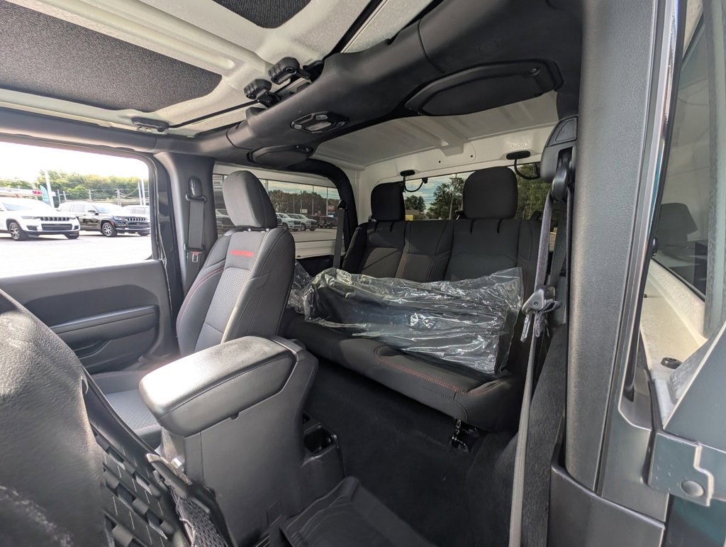 Used 2022 Jeep Wrangler Rubicon image 17