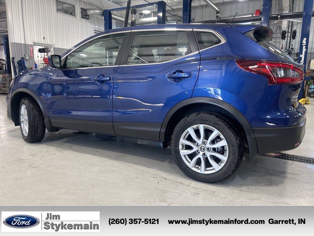 Used 2022 Nissan Rogue Sport S image 6