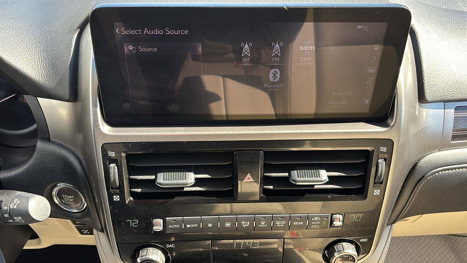 Used 2023 Lexus GX 460 Premium image 32