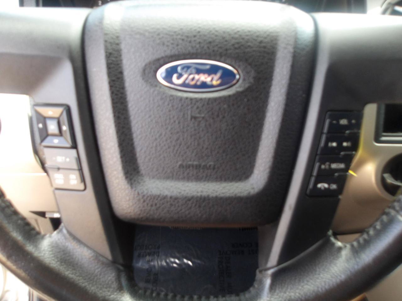 Used 2015 Ford Expedition XLT w/ Equipment Group 201A RWD image 20