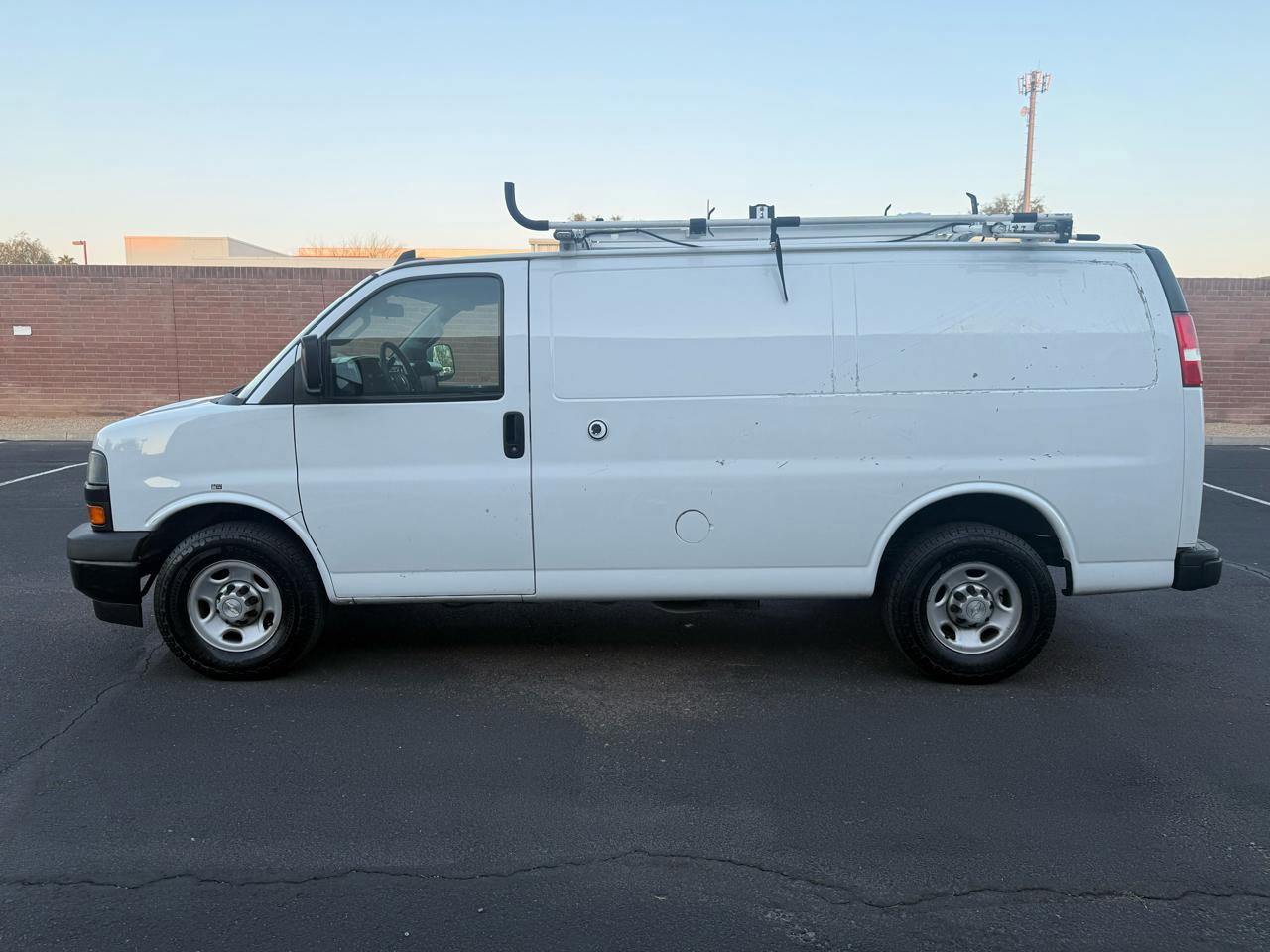Used 2019 Chevrolet Express 2500 2500 Cargo w/ Driver Convenience Package RWD image 6