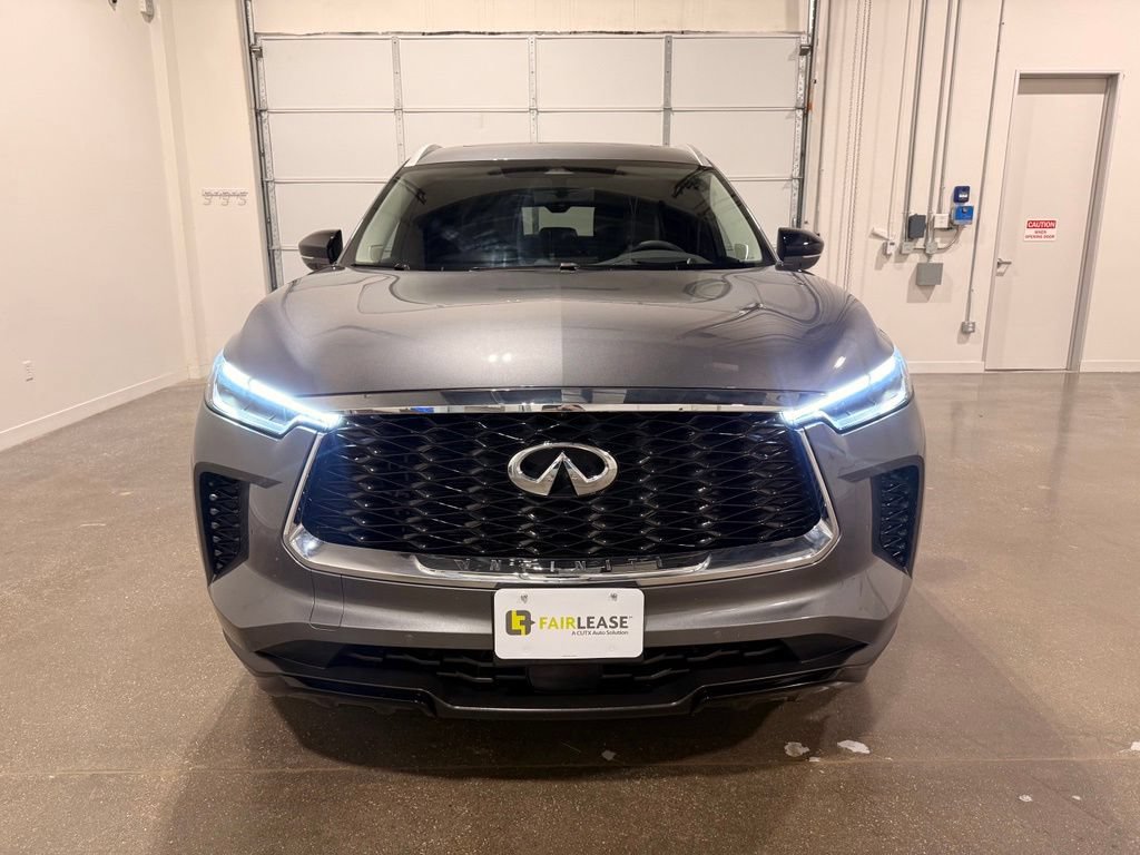 Used 2024 INFINITI QX60 Luxe w/ Vision Package AWD/4WD image 2