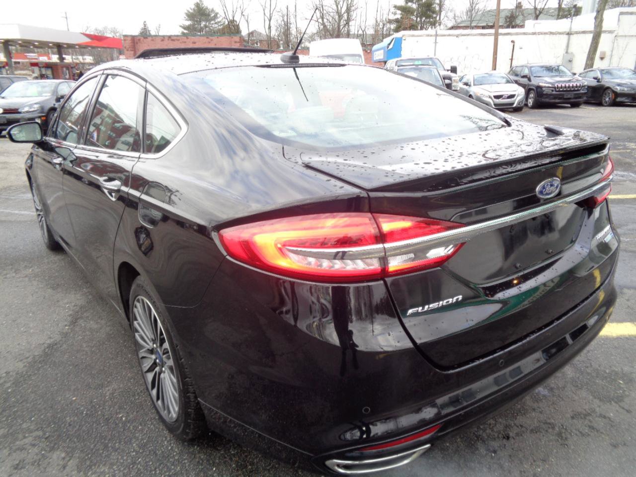 Used 2017 Ford Fusion Titanium image 18