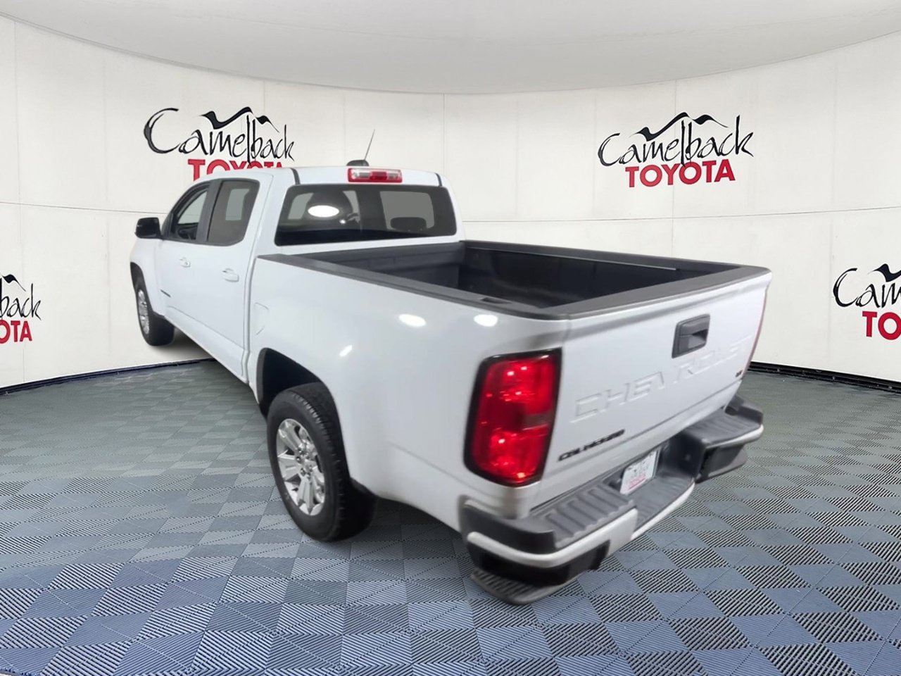 Used 2022 Chevrolet Colorado LT RWD image 8