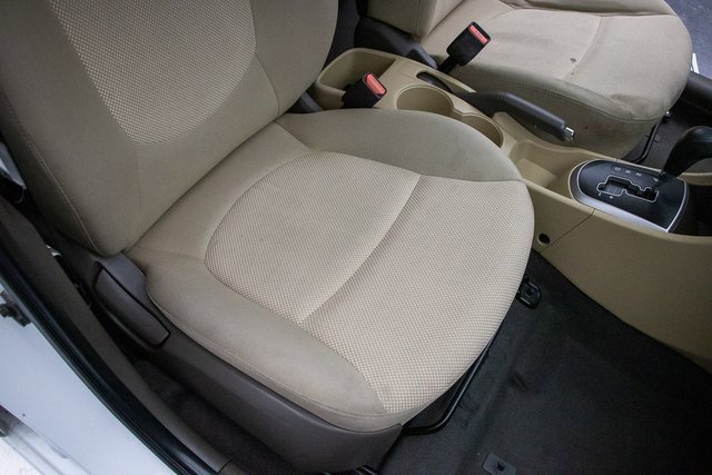 Used 2014 Hyundai Accent GLS image 16