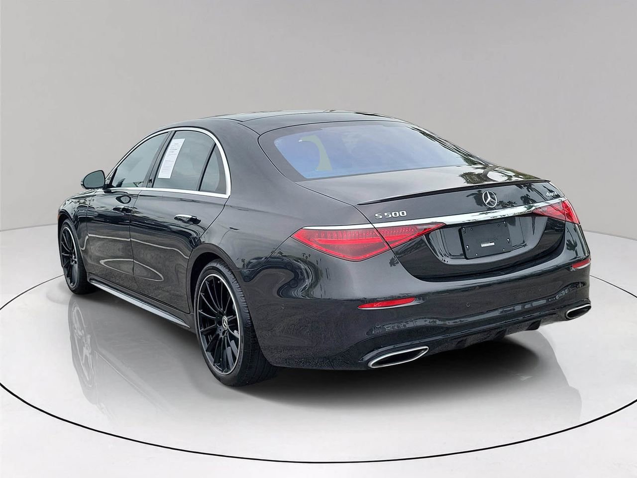 Used 2022 Mercedes-Benz S 500 4MATIC image 4
