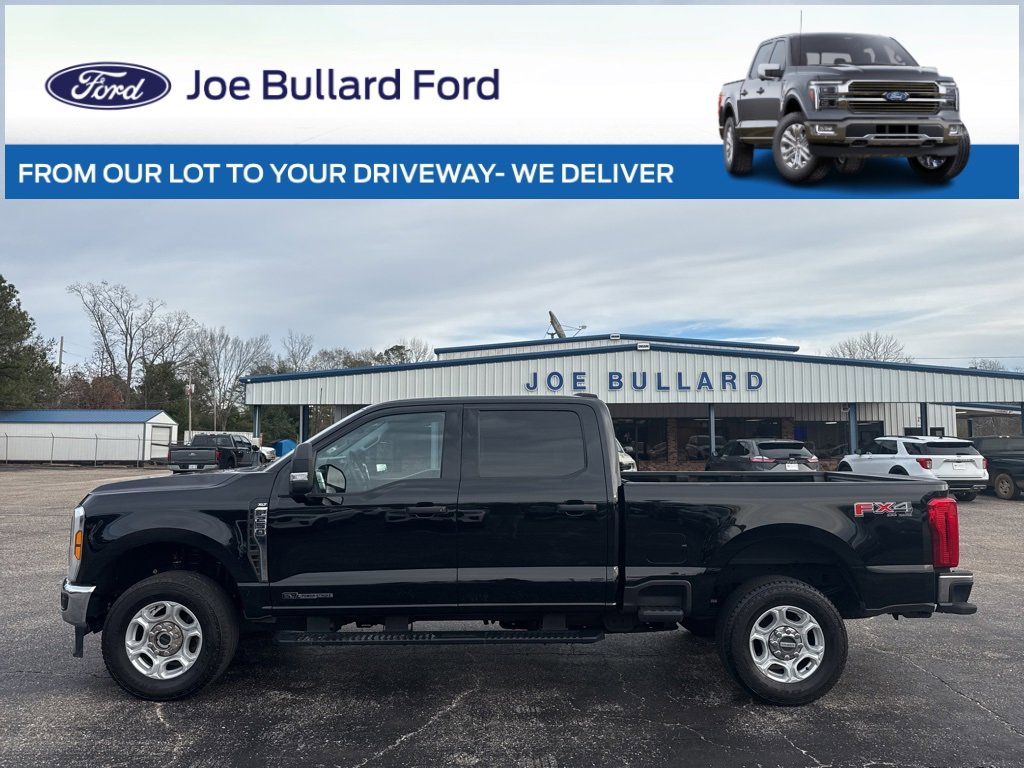 Used 2025 Ford F250 XLT w/ FX4 Off-Road Package image 16