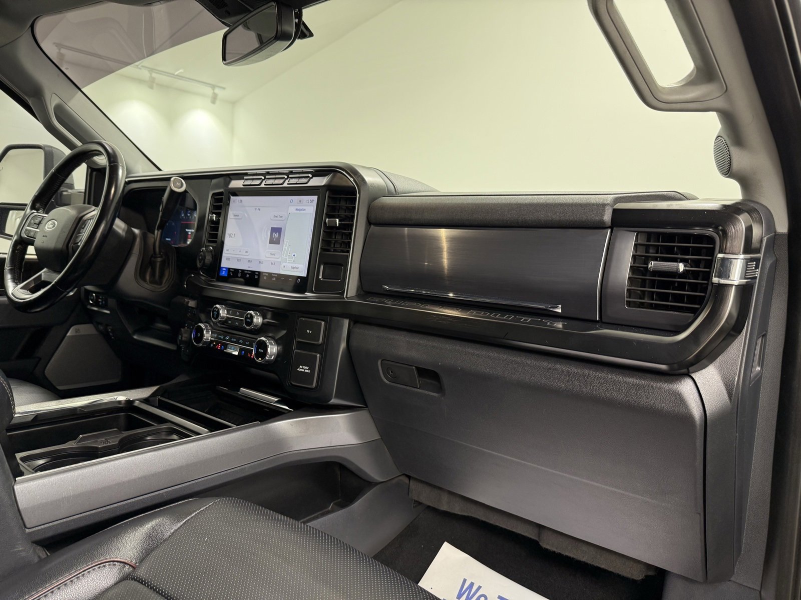 Used 2023 Ford F350 Lariat w/ Sport Appearance Package image 30