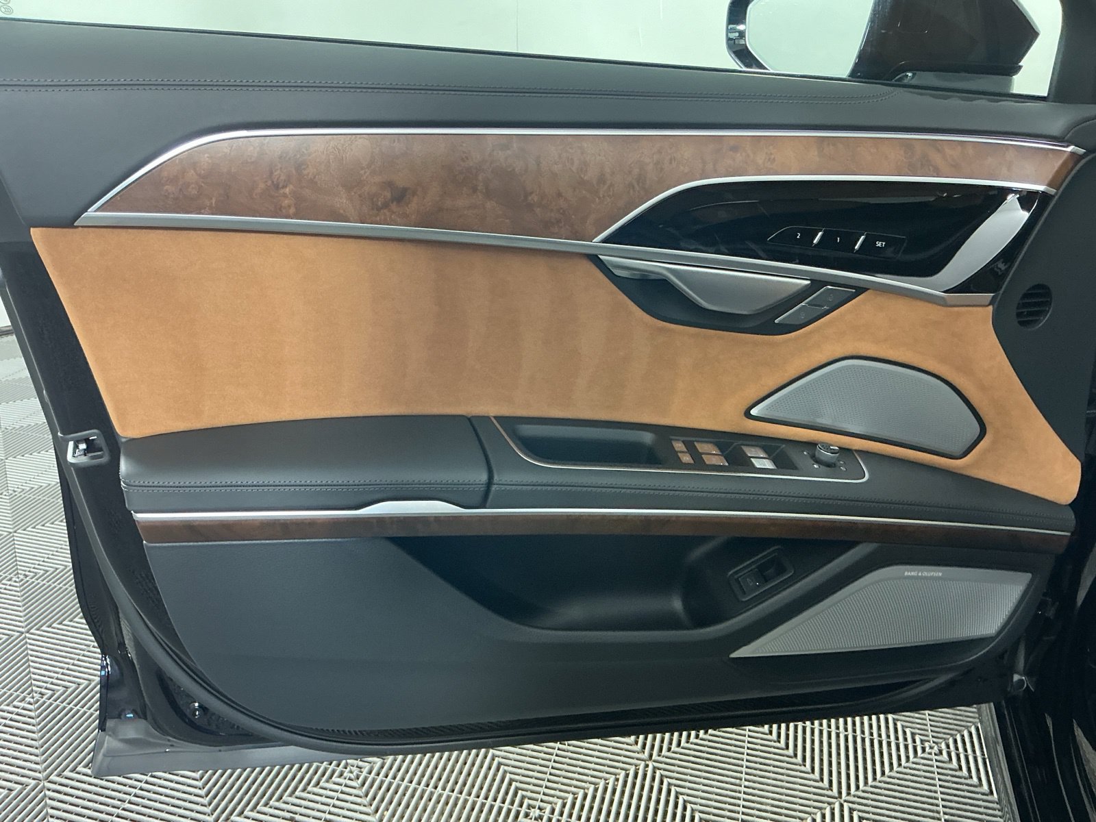New 2027 Audi A8 L 3.0T AWD/4WD image 12