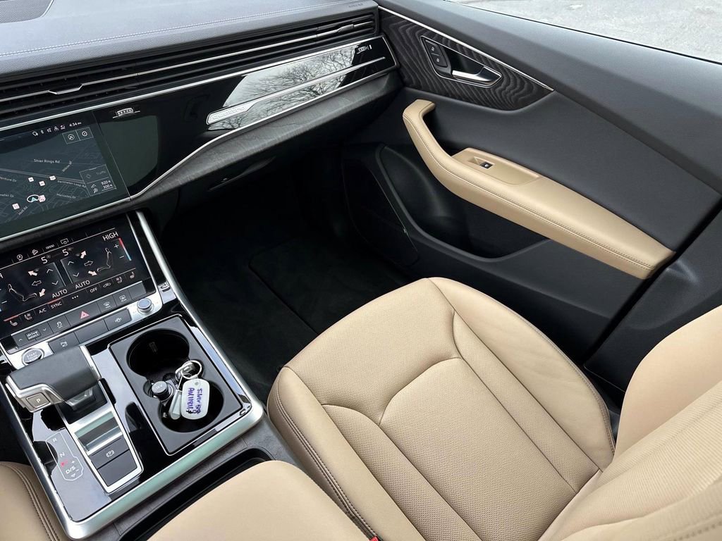 Certified 2025 Audi Q8 Premium Plus w/ Premium Plus Package image 32