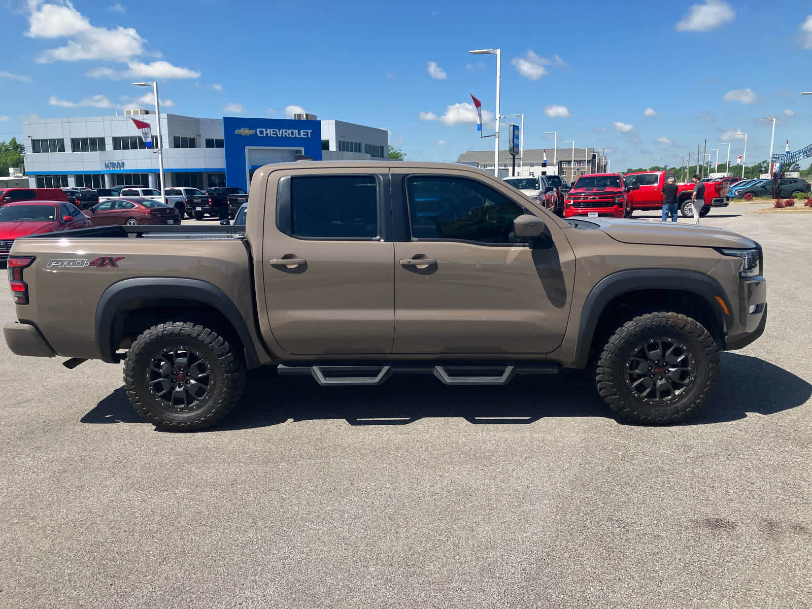 Used 2023 Nissan Frontier PRO-4X w/ Pro-4X Premium Package AWD/4WD image 8