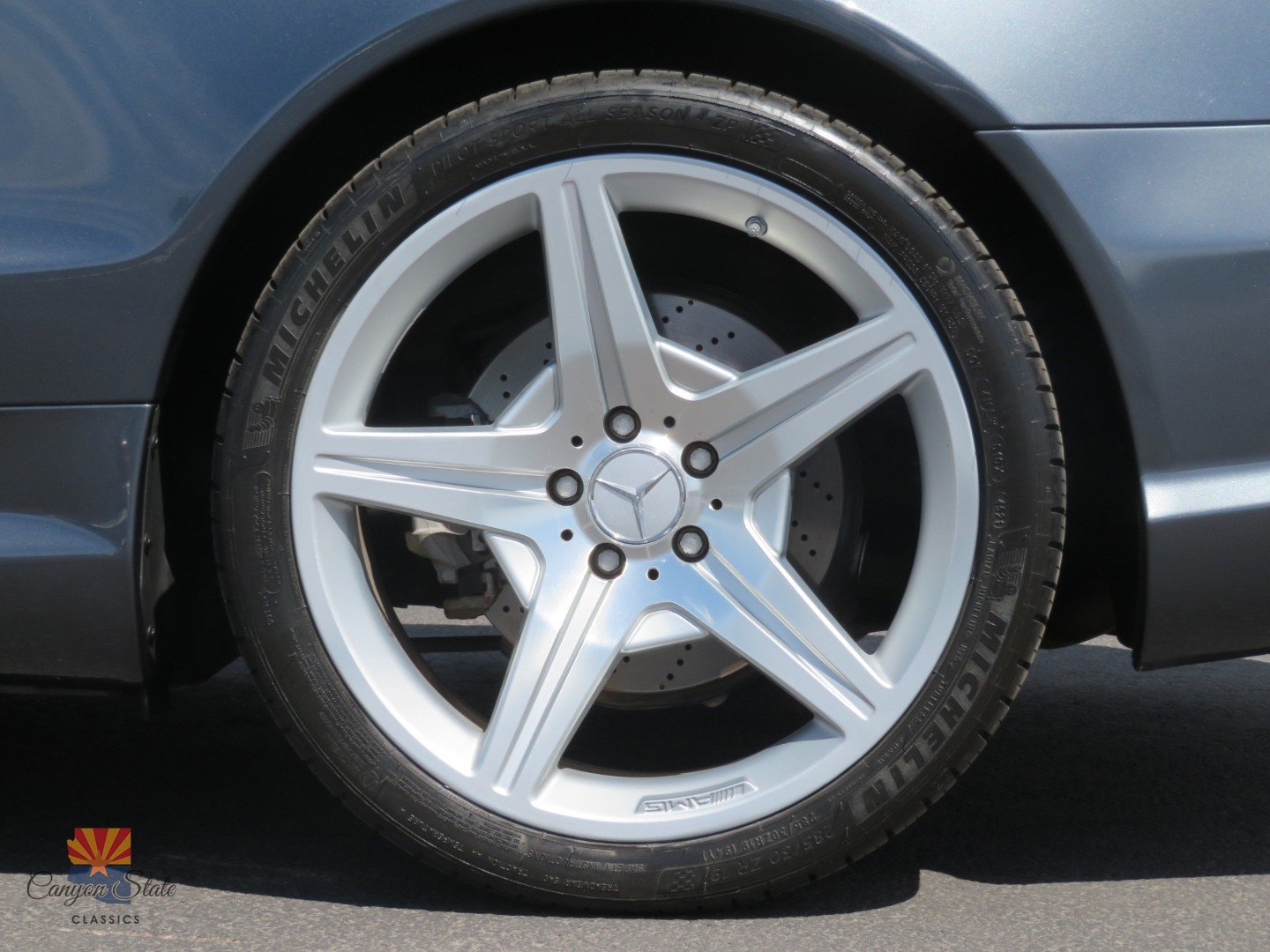 Used 2009 Mercedes-Benz SL 550 w/ Premium I Pkg image 21