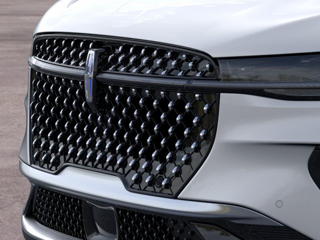 New 2026 Lincoln Nautilus Premier AWD/4WD image 17