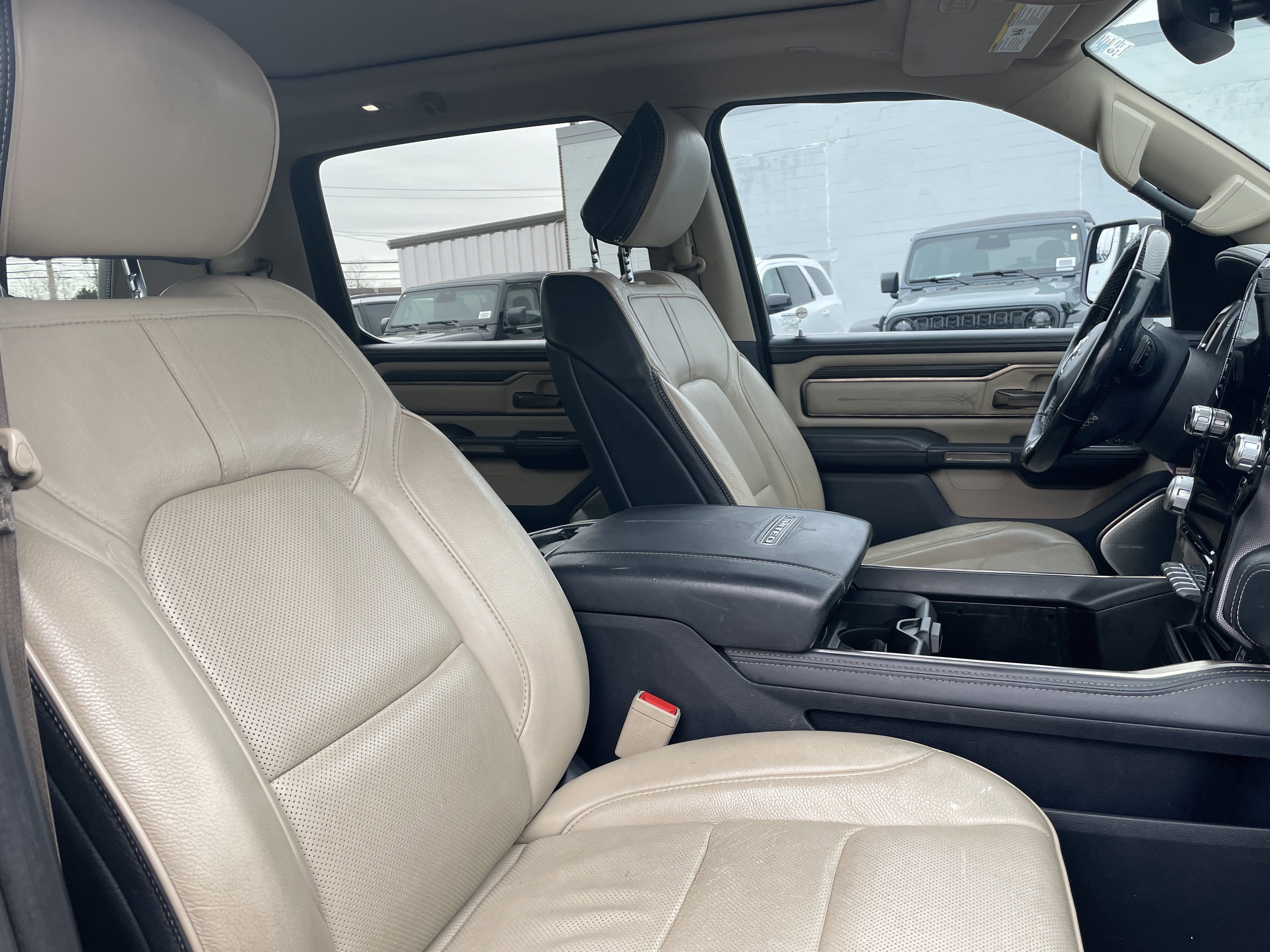 Used 2020 RAM 1500 Limited image 14