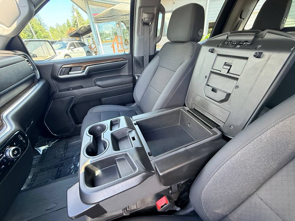Used 2024 GMC Sierra 1500 SLE w/ Preferred Package AWD/4WD image 32