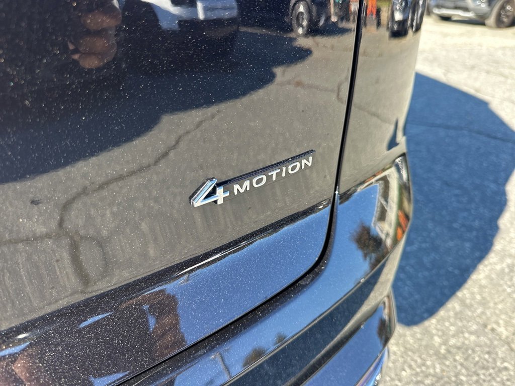 Used 2023 Volkswagen Atlas Cross Sport SEL image 32