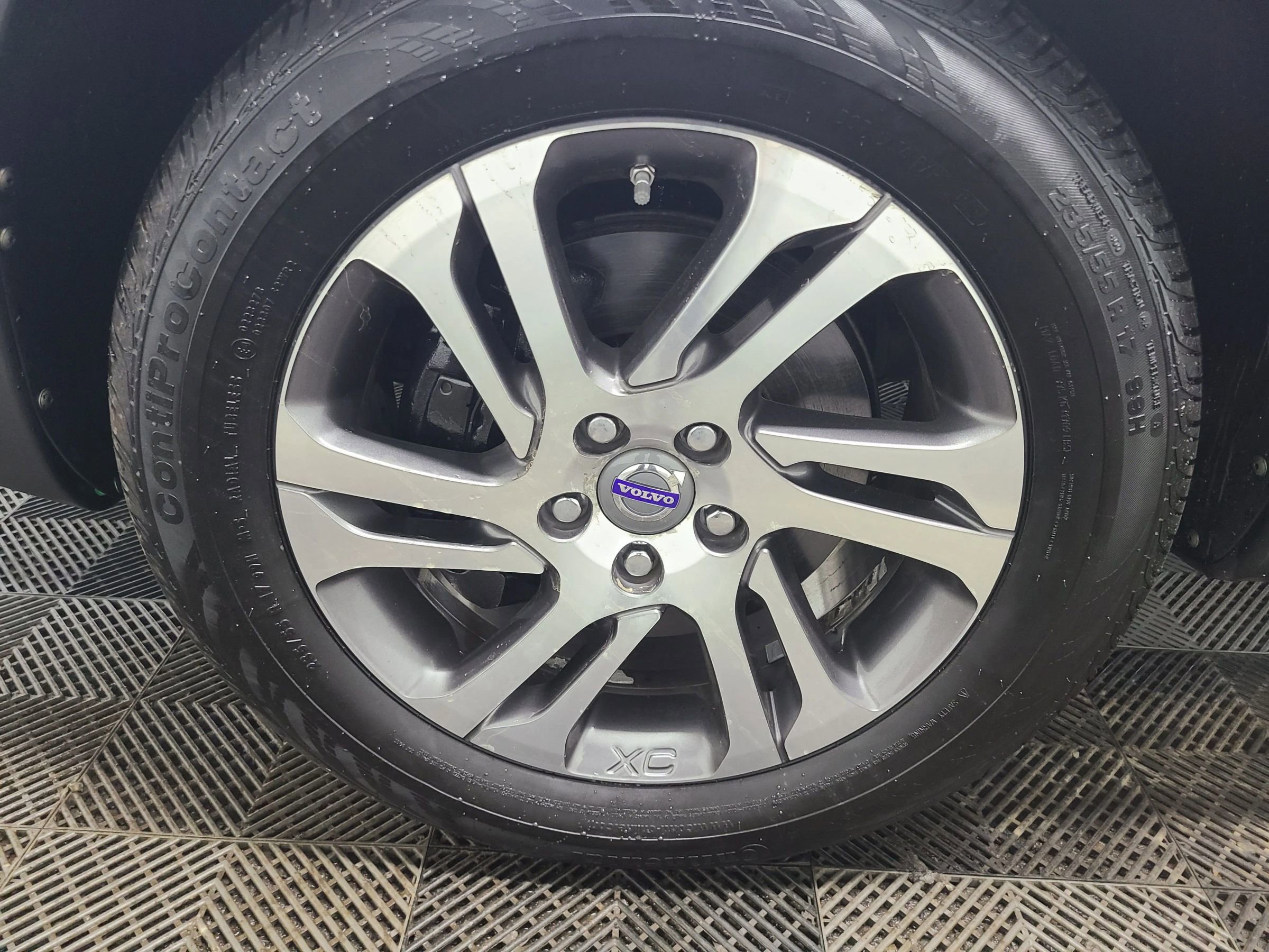 Used 2015 Volvo XC70 T5 Platinum image 18