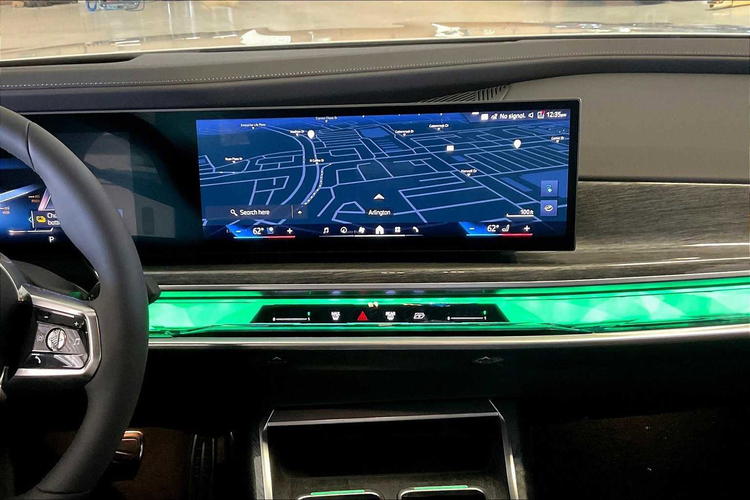 Used 2025 BMW i7 xDrive60 image 6