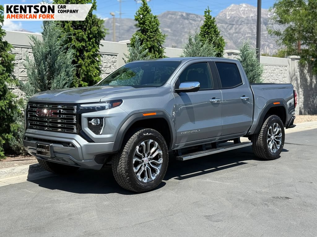 Used 2026 GMC Canyon Denali AWD/4WD image 3