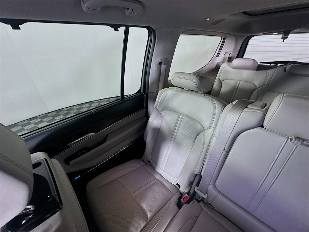 Used 2022 Jeep Grand Wagoneer Series I w/ Flexible Seating Group image 12