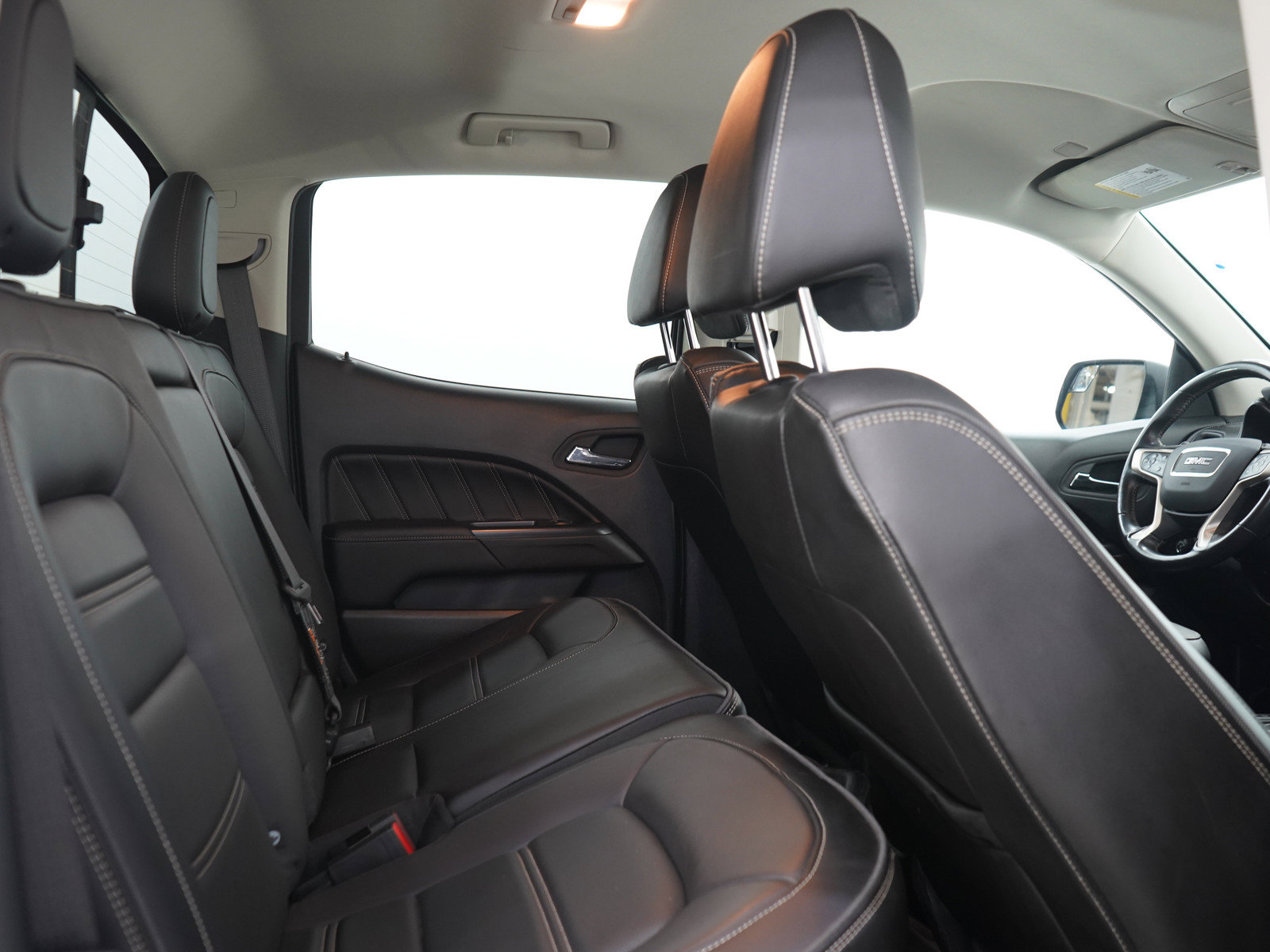 Used 2022 GMC Canyon Denali AWD/4WD image 12