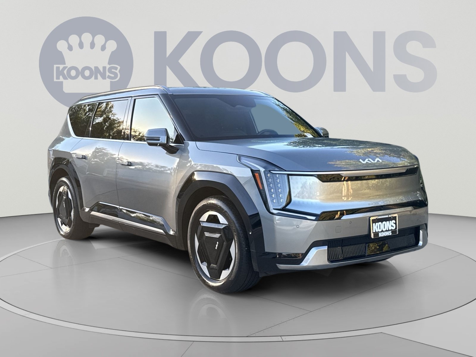 Used 2024 Kia EV9 Land AWD/4WD image 10