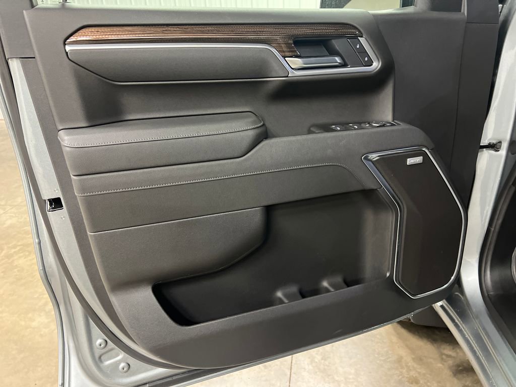 New 2026 Chevrolet Silverado 1500 RST AWD/4WD image 14