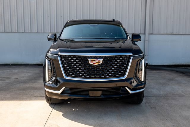 New 2026 Cadillac Escalade Luxury image 2