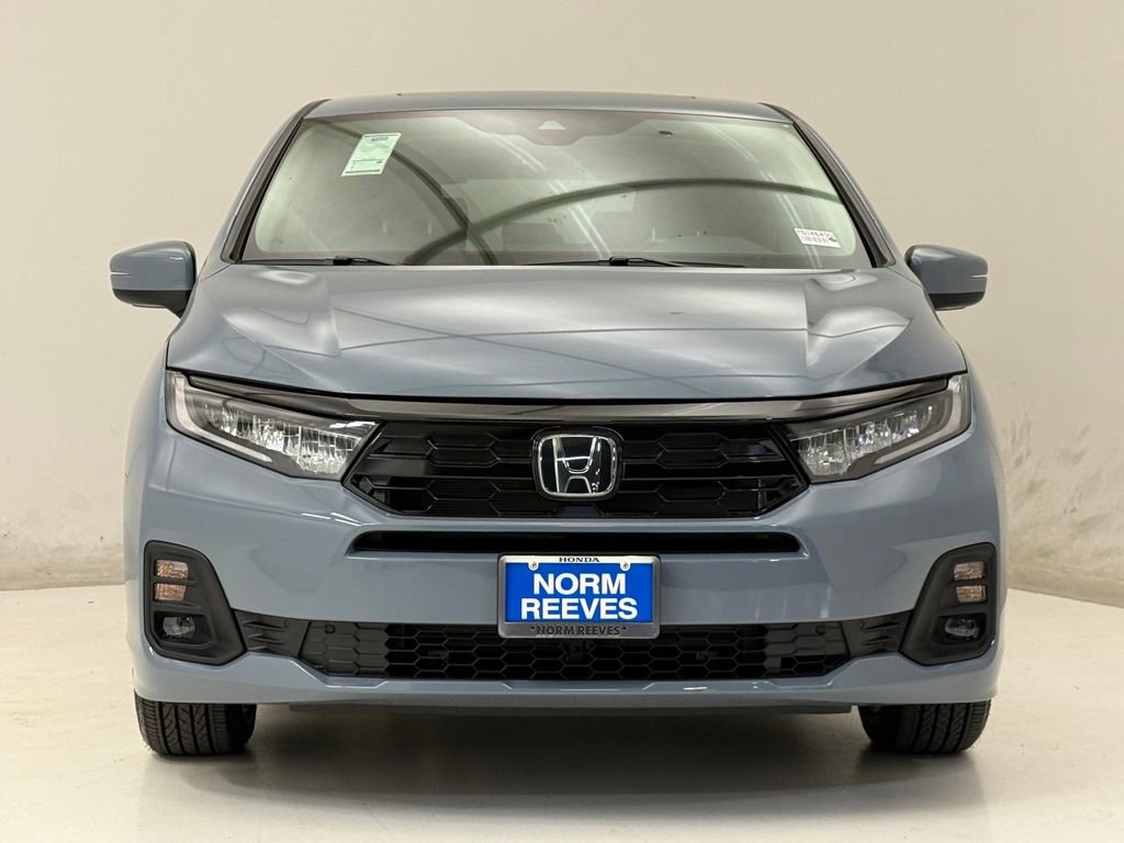 New 2026 Honda Odyssey Touring image 3