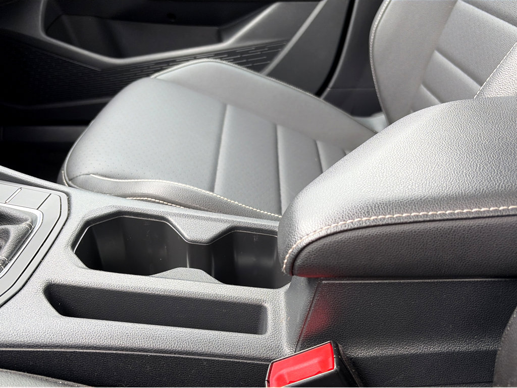 Used 2024 Volkswagen Jetta SE image 7