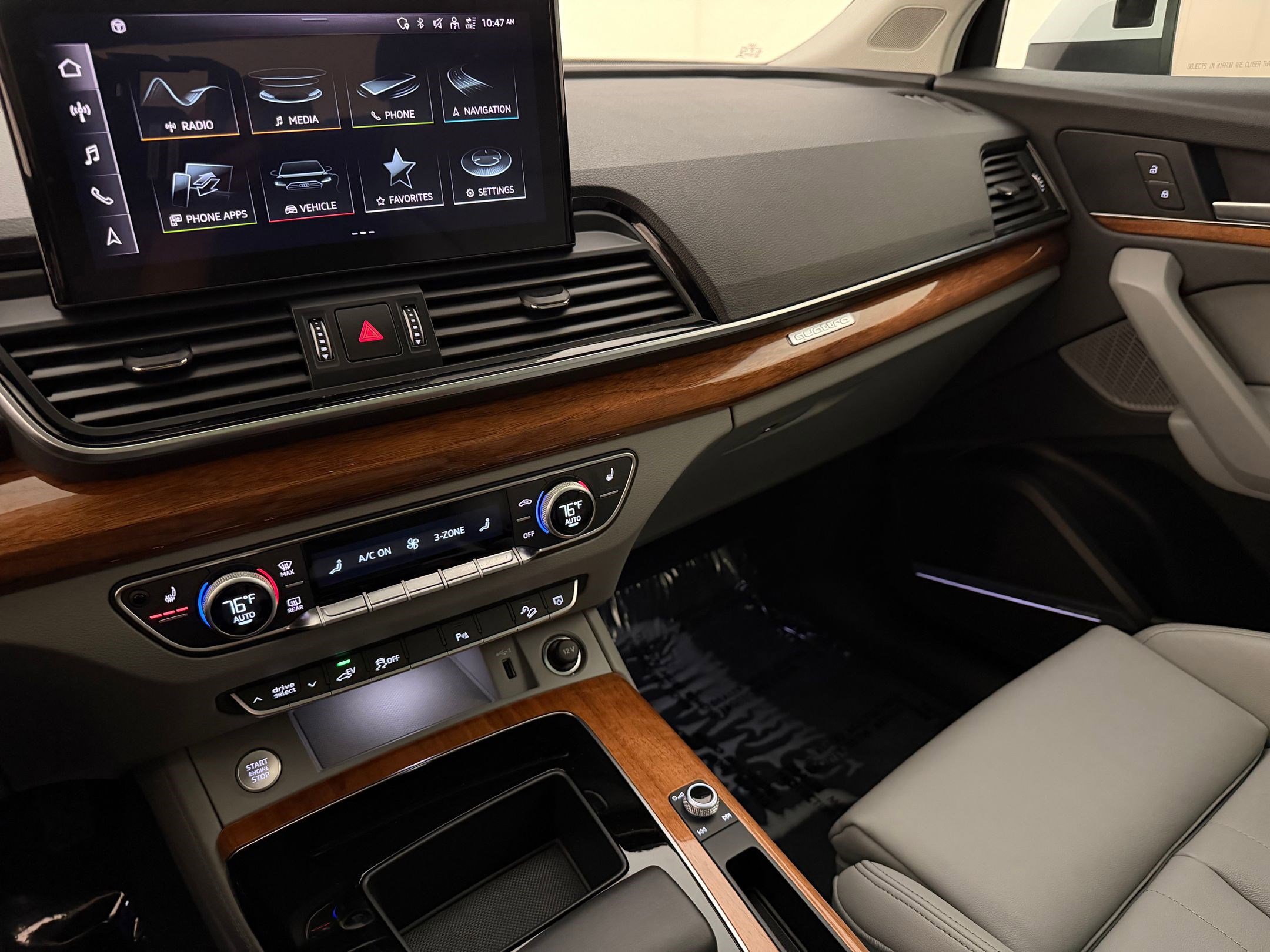 Certified 2023 Audi Q5 e Premium Plus w/ Premium Plus Package AWD/4WD image 23