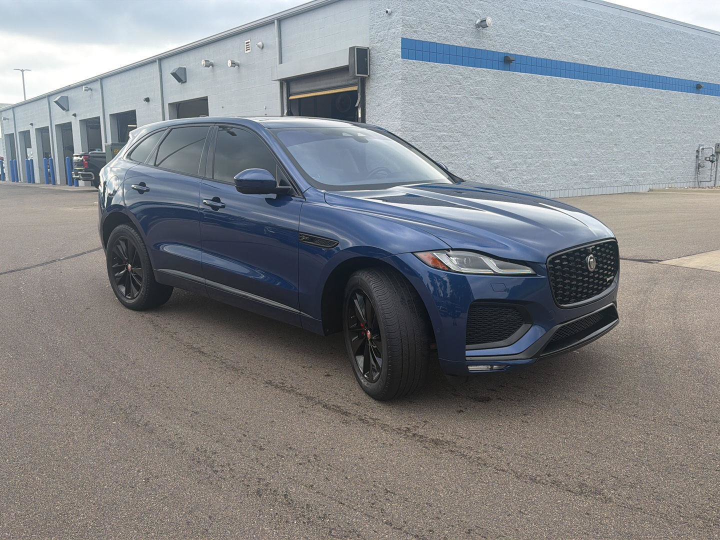 Used 2021 Jaguar F-PACE R-Dynamic S AWD/4WD image 7