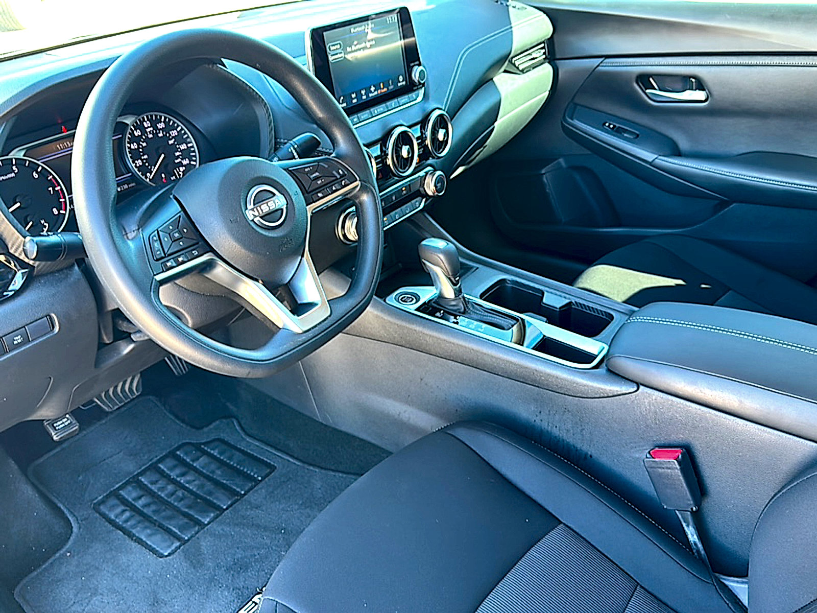 Used 2024 Nissan Sentra SV image 12