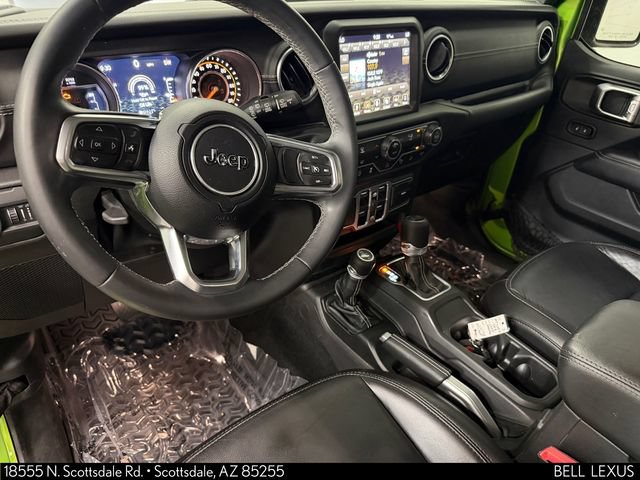 Used 2018 Jeep Wrangler Unlimited Sahara AWD/4WD image 14