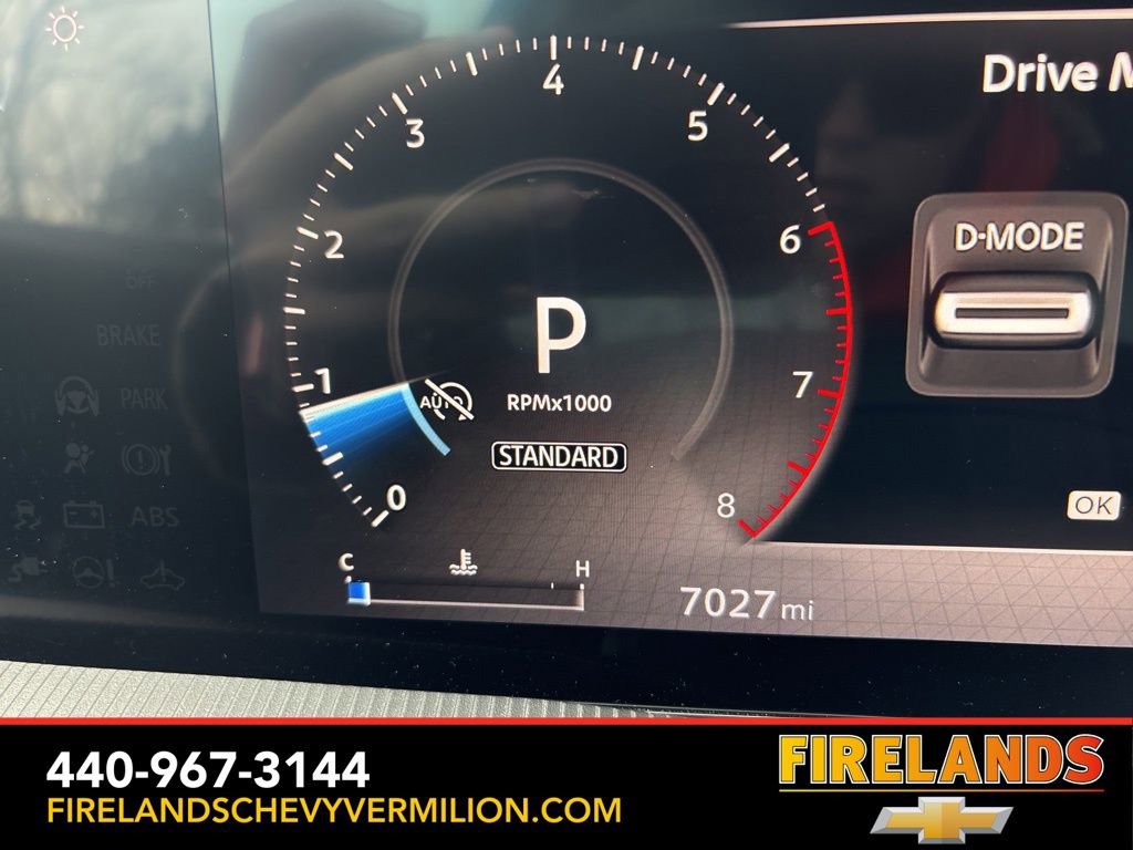Used 2025 Nissan Murano SV image 28