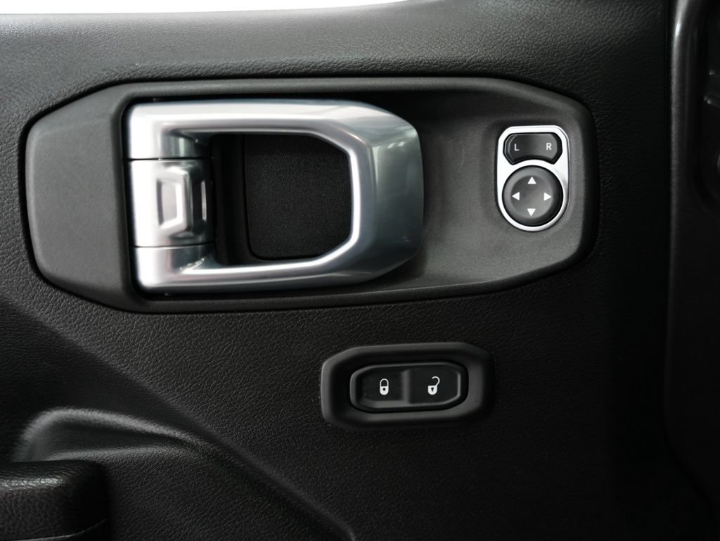 Used 2021 Jeep Wrangler Sport AWD/4WD image 37