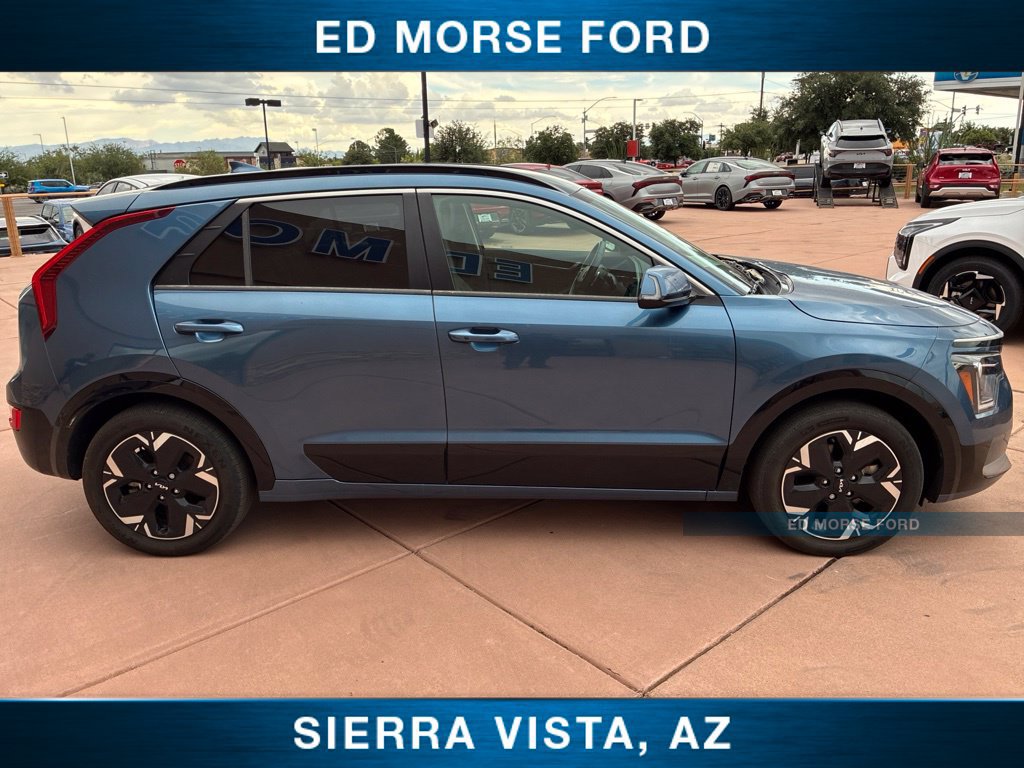 Certified 2023 Kia Niro Wind FWD image 8