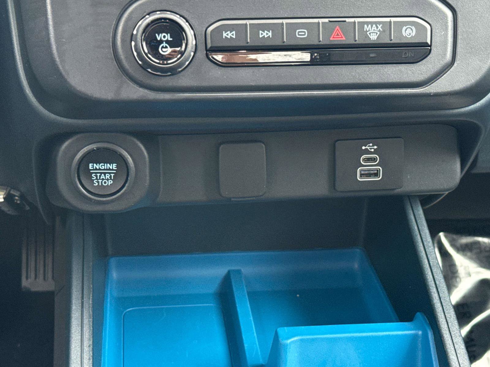 Used 2025 Ford Maverick XLT w/ XLT Luxury Package image 19