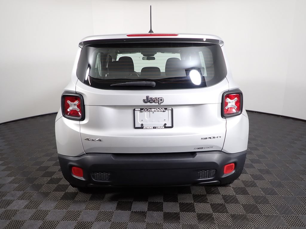 Used 2017 Jeep Renegade Sport w/ Power & Air Group AWD/4WD image 14