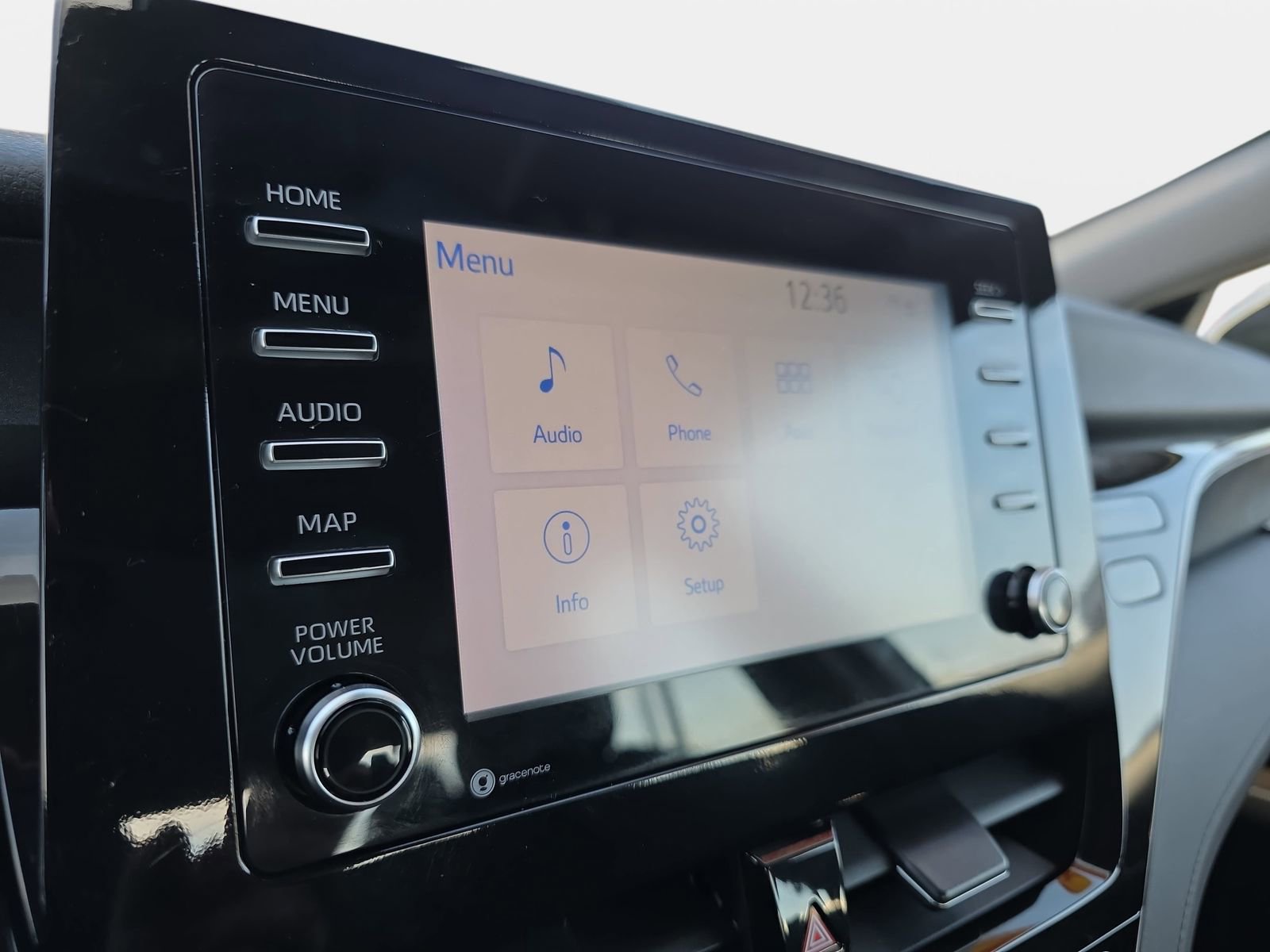 Used 2024 Toyota Camry LE w/ Convenience Package image 21