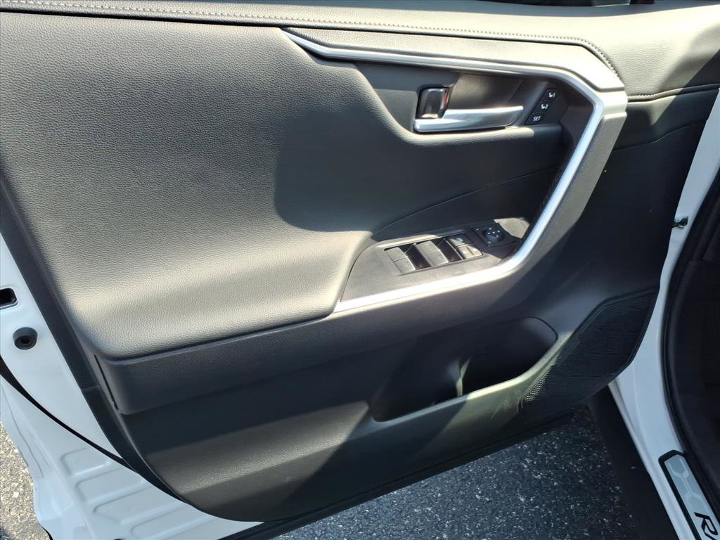 Used 2023 Toyota RAV4 Limited image 14