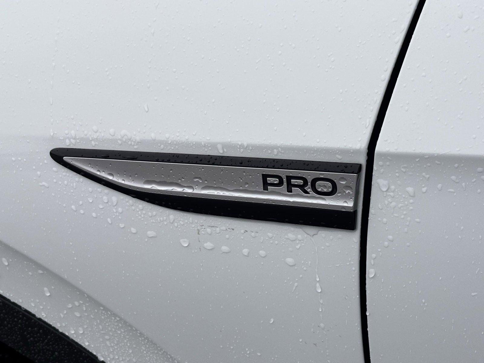 Used 2023 Volkswagen ID.4 Pro image 15