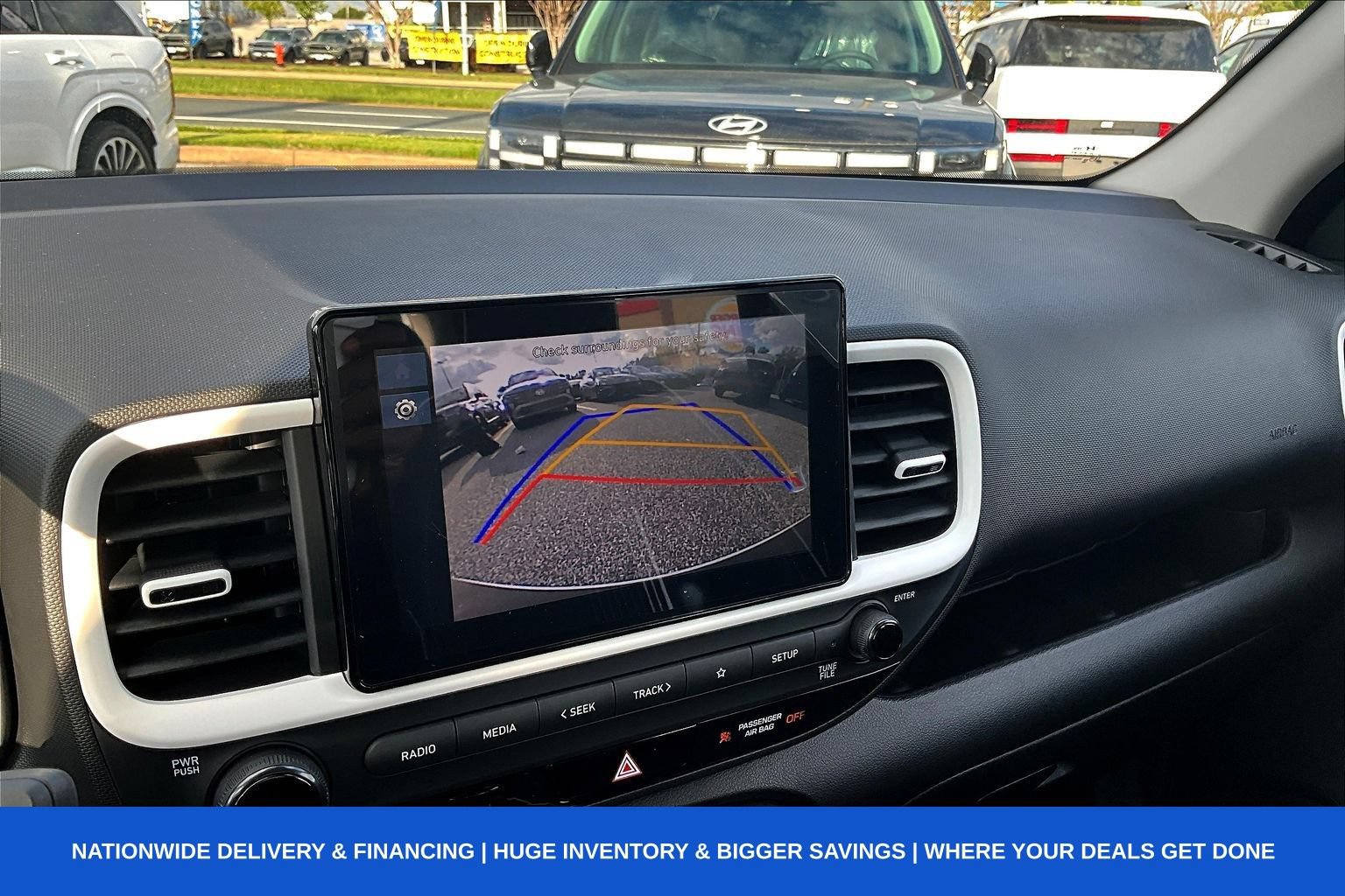 Used 2026 Hyundai Venue SEL FWD image 19