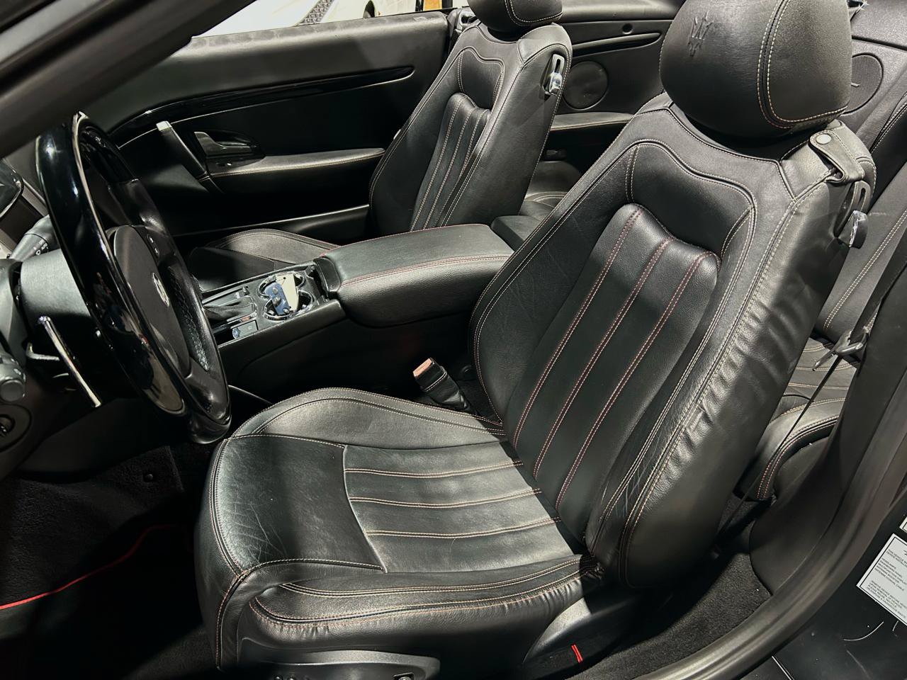 Used 2011 Maserati GranTurismo Convertible RWD image 17