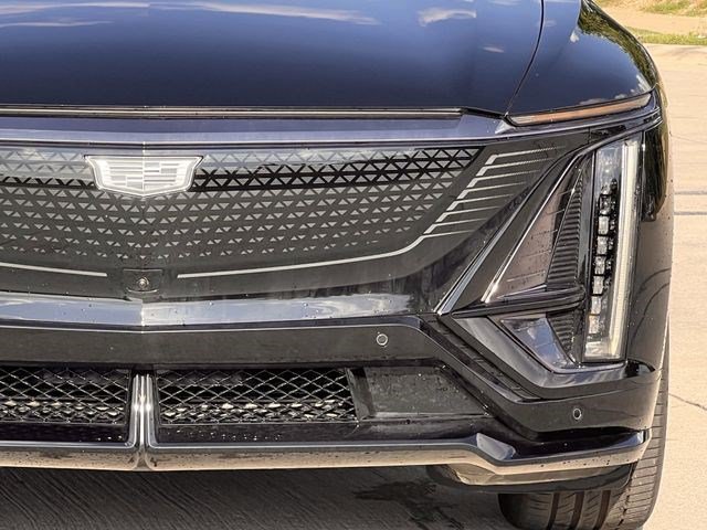 New 2026 Cadillac Lyriq V w/ LPO, Premium Carpet Package AWD/4WD image 31
